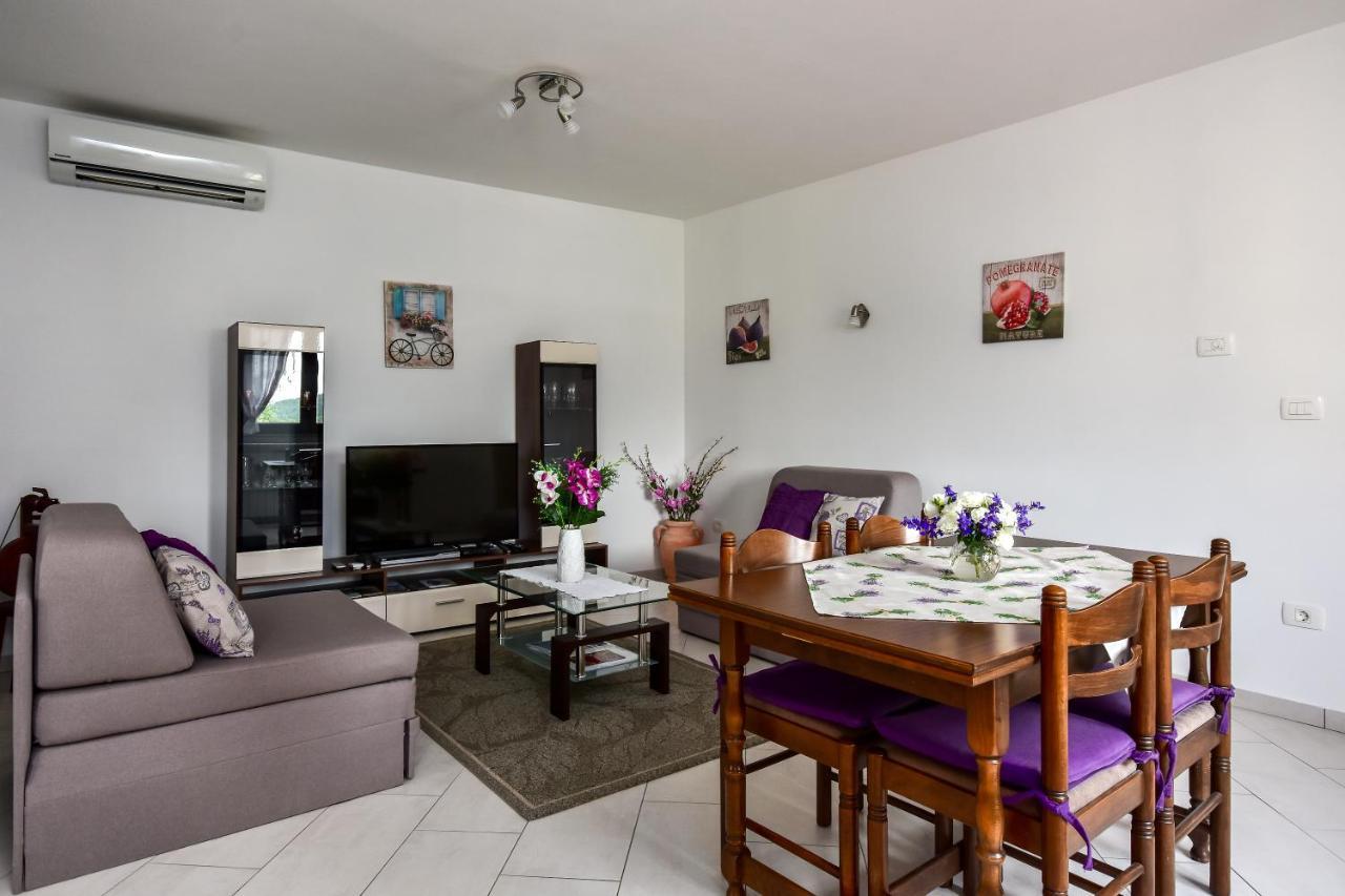 Apartman Koraca Roc ภายนอก รูปภาพ
