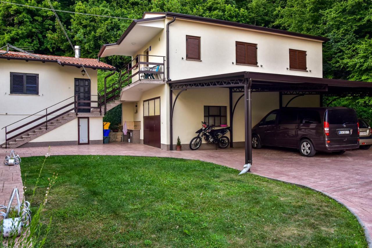 Apartman Koraca Roc ภายนอก รูปภาพ