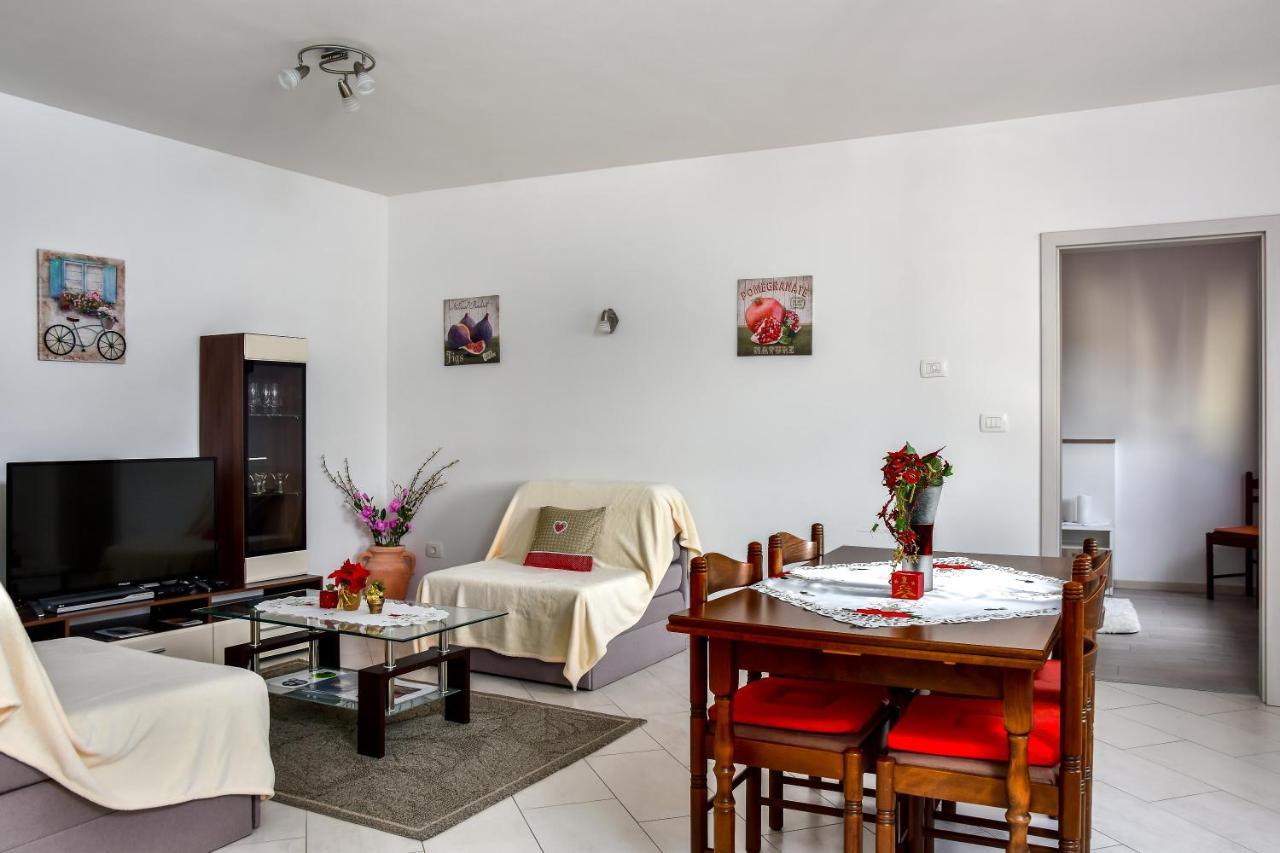 Apartman Koraca Roc ภายนอก รูปภาพ