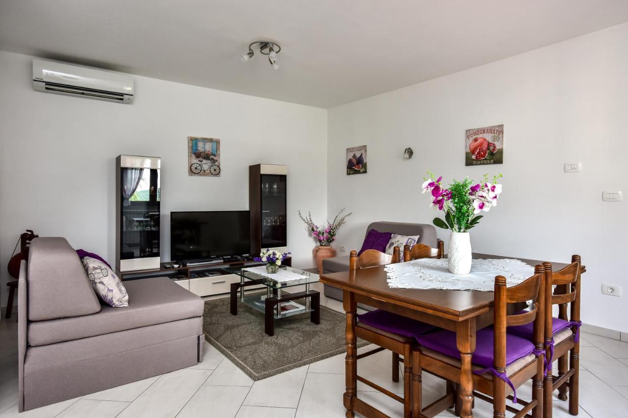 Apartman Koraca Roc ภายนอก รูปภาพ