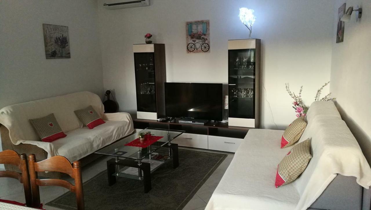 Apartman Koraca Roc ภายนอก รูปภาพ